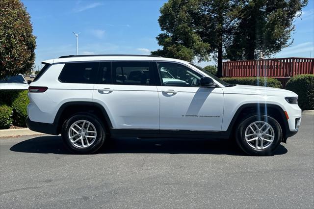 2023 Jeep Grand Cherokee L Laredo 4x4
