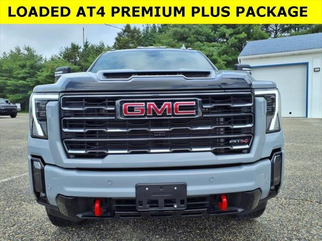 2024 GMC Sierra 2500HD 4WD Crew Cab Standard Bed AT4