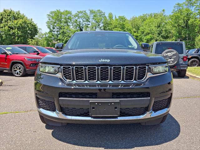 2023 Jeep Grand Cherokee L Laredo 4x4