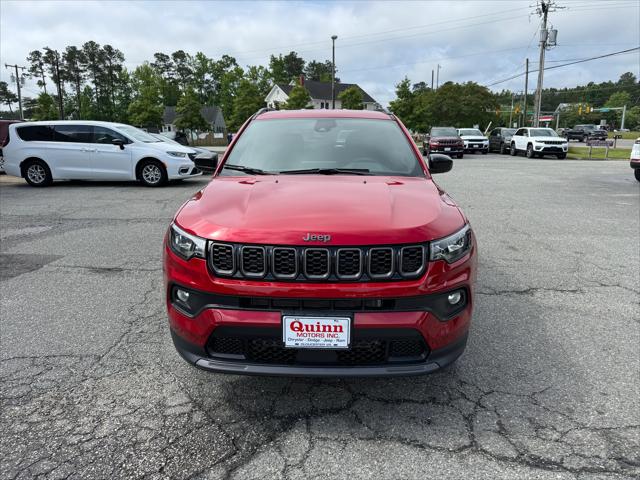 2025 Jeep Compass COMPASS LATITUDE 4X4