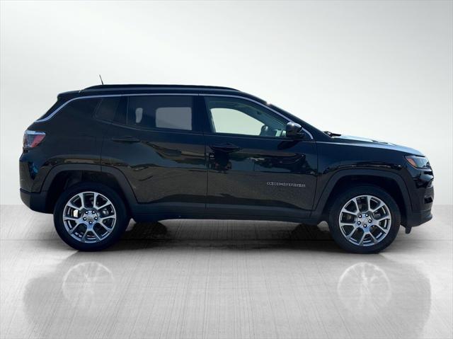 2022 Jeep Compass Latitude Lux 4x4