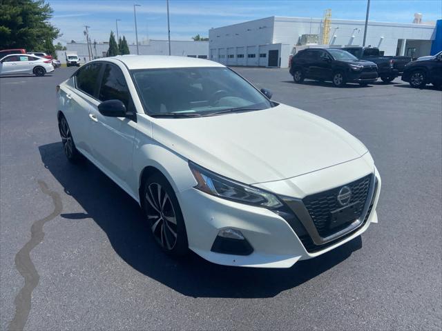2022 Nissan Altima SR Intelligent AWD