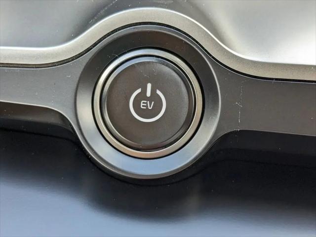 2025 Kia EV6 Wind