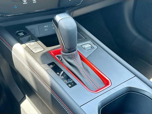 2025 Nissan Kicks SR FWD