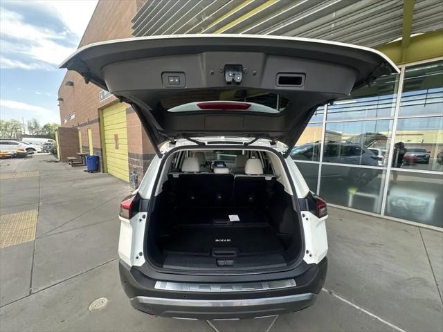 2023 Nissan Rogue SL FWD