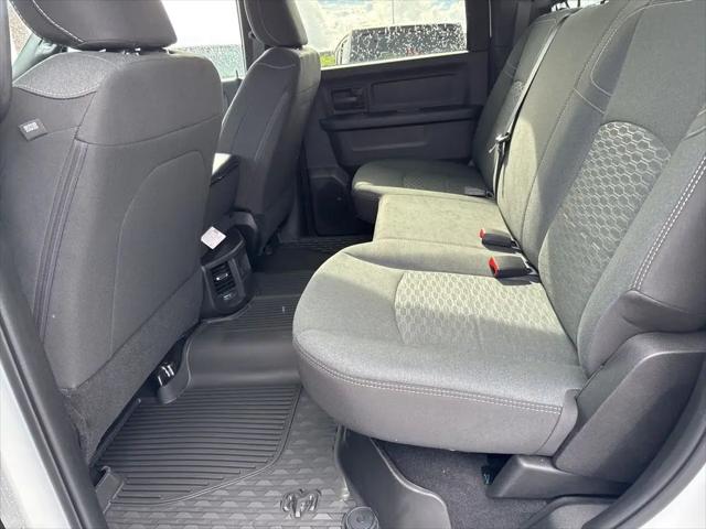 2025 Ram 2500 Tradesman Crew Cab 4x4 6'4" Box