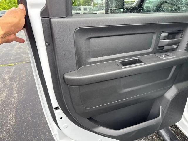 2025 Ram 2500 Tradesman Crew Cab 4x4 6'4" Box