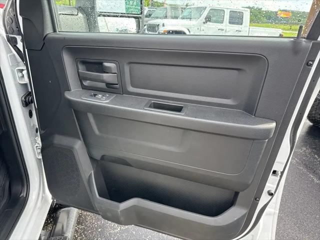 2025 Ram 2500 Tradesman Crew Cab 4x4 6'4" Box