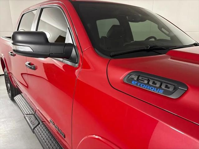2022 Ram 1500 Big Horn Crew Cab 4x4 5'7" Box