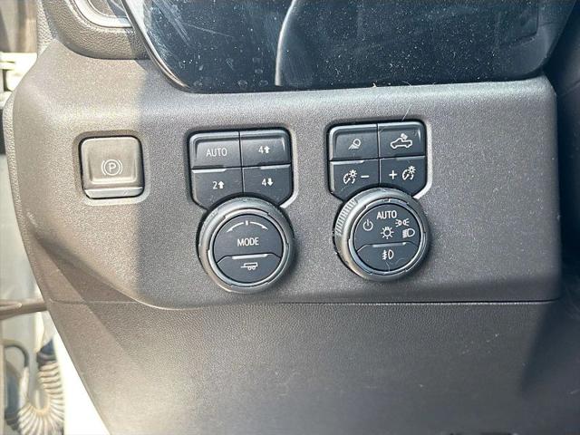 2022 Chevrolet Silverado 1500 4WD Crew Cab Short Bed LT Trail Boss