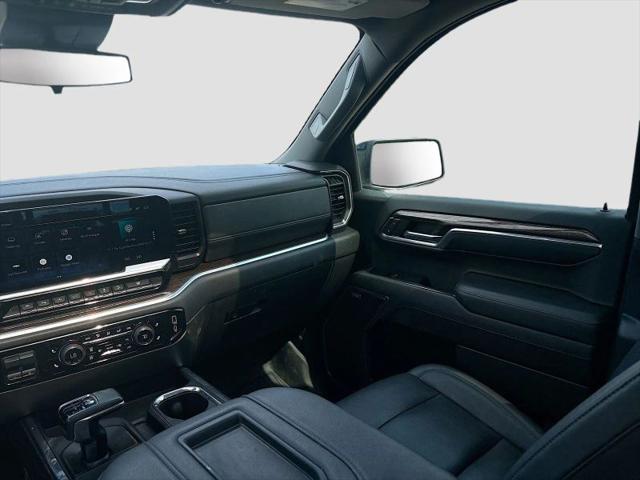 2022 Chevrolet Silverado 1500 4WD Crew Cab Short Bed LT Trail Boss