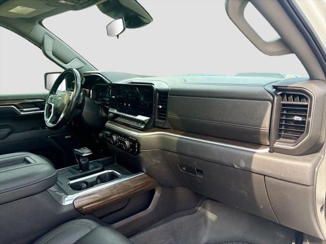 2022 Chevrolet Silverado 1500 4WD Crew Cab Short Bed LT Trail Boss