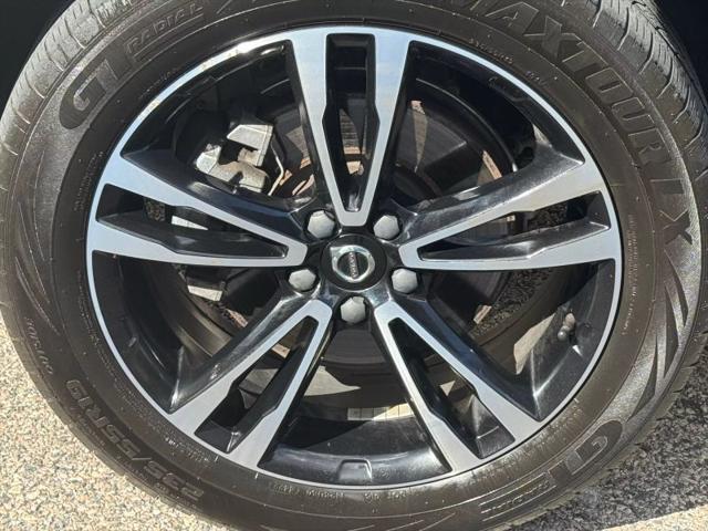 2021 Volvo XC60 T5 Momentum