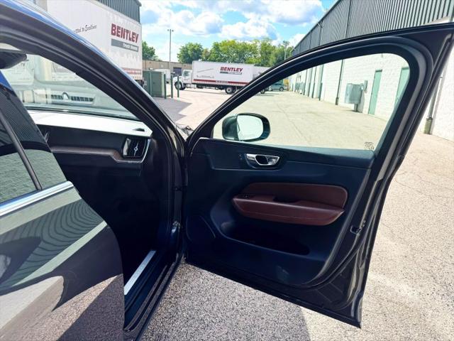2021 Volvo XC60 T5 Momentum