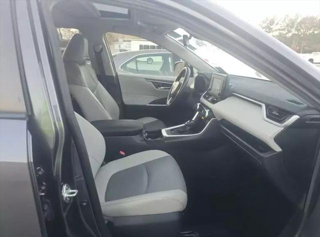 2019 Toyota RAV4 XLE Premium