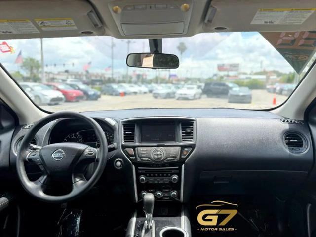 2019 Nissan Pathfinder S
