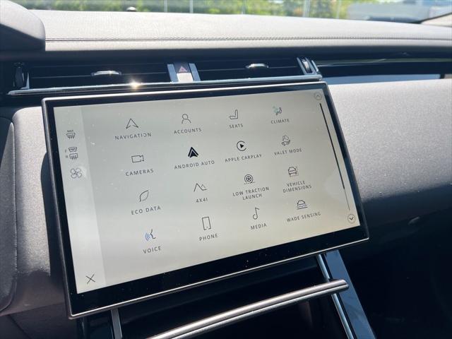 2026 Land Rover Range Rover Velar P400 Dynamic SE