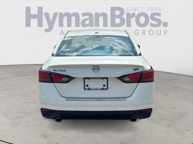 2023 Nissan Altima SR FWD