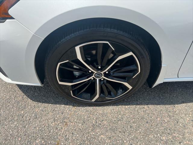 2023 Nissan Altima SR FWD