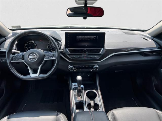 2023 Nissan Altima SR FWD