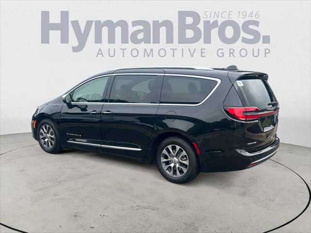 2021 Chrysler Pacifica Hybrid Pinnacle