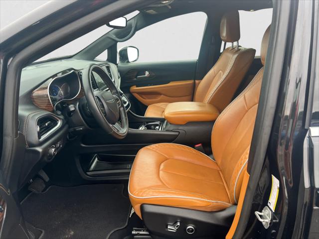 2021 Chrysler Pacifica Hybrid Pinnacle