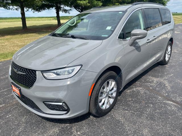 2022 Chrysler Pacifica Touring L AWD