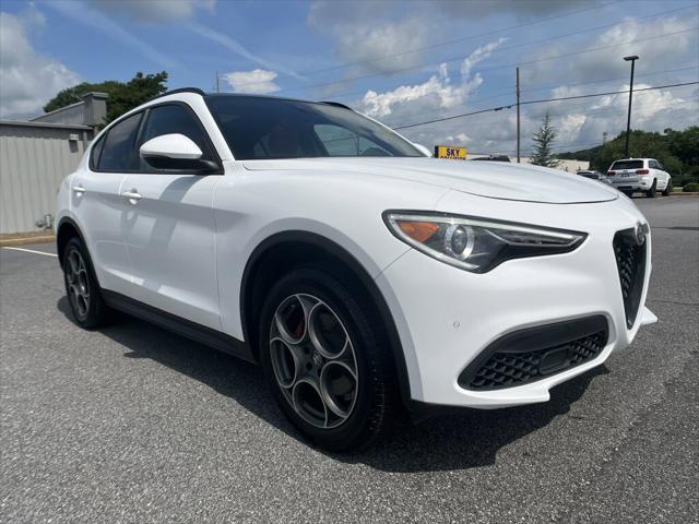2022 Alfa Romeo Stelvio Sprint RWD