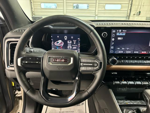 2023 GMC Canyon 4WD Crew Cab Short Box AT4