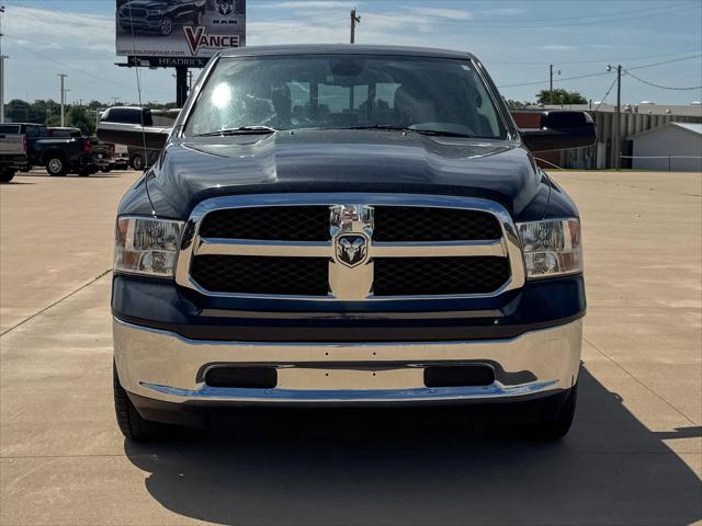 2023 RAM 1500 Classic SLT Crew Cab 4x4 57 Box