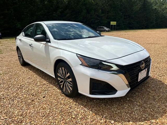 2024 Nissan Altima SV FWD
