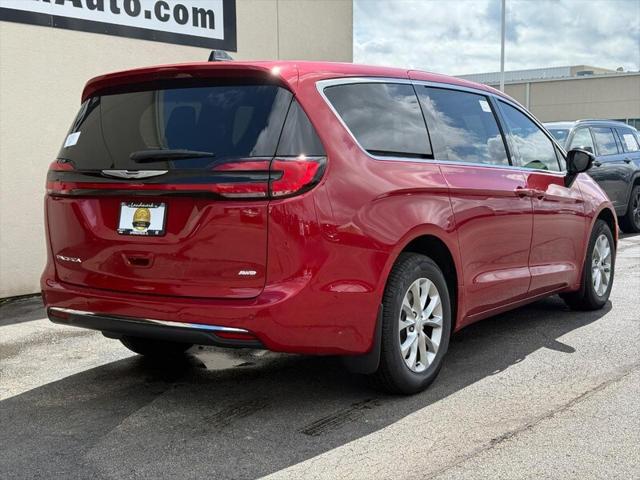 2025 Chrysler Pacifica PACIFICA SELECT AWD