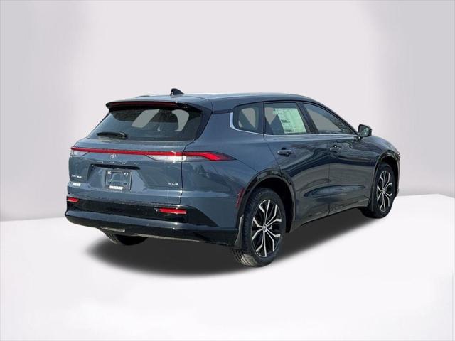 2025 Toyota Crown Signia XLE
