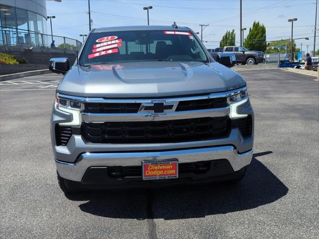 2023 Chevrolet Silverado 1500 4WD Crew Cab Standard Bed LT