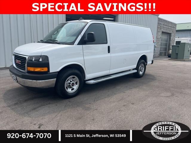 2022 GMC Savana Cargo RWD 2500 Regular Wheelbase Work Van