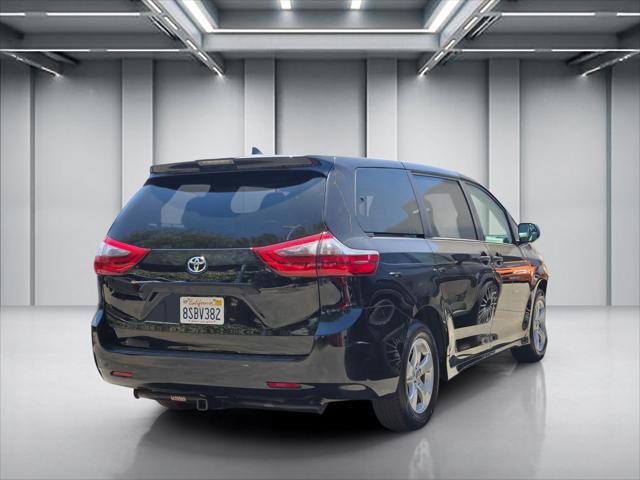 2020 Toyota Sienna L