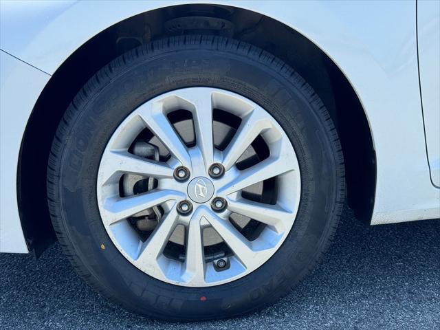 2020 Hyundai Accent SEL