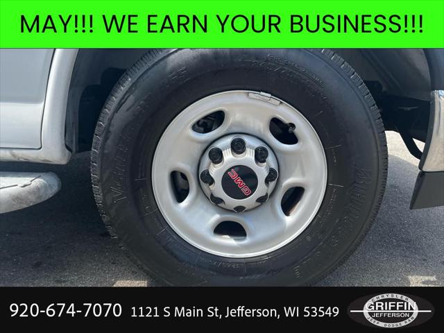 2022 GMC Savana Cargo RWD 2500 Regular Wheelbase Work Van