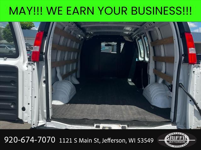 2022 GMC Savana Cargo RWD 2500 Regular Wheelbase Work Van