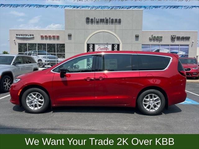 2025 Chrysler Pacifica Select for sale in Columbiana, OH