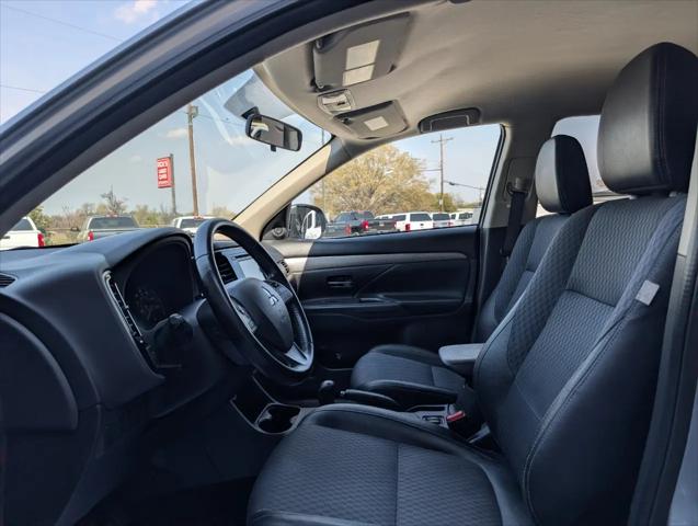 2015 Mitsubishi Outlander SE