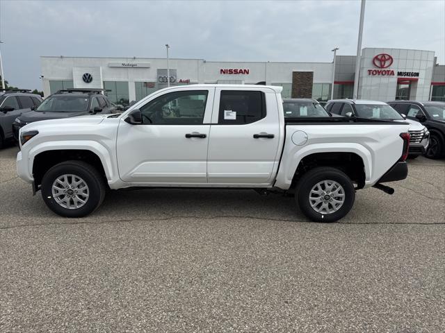 2025 Toyota Tacoma SR 4WD