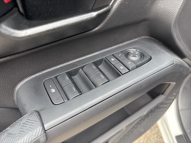2025 Toyota Tacoma SR 4WD