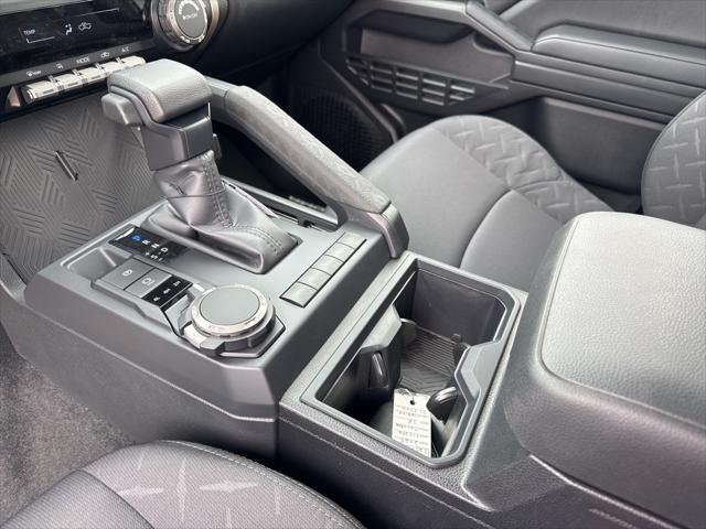 2025 Toyota Tacoma SR 4WD