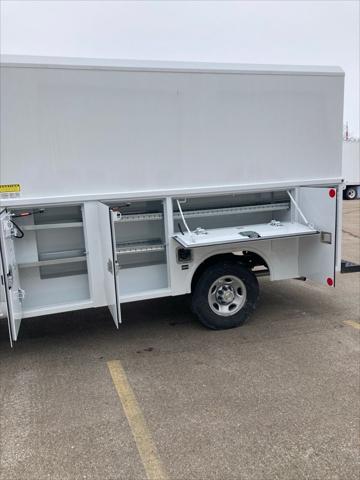 2025 Chevrolet Express Cutaway Work Van