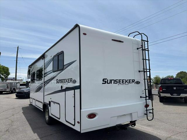 2022 Ford E-450 Cutaway 2850LE Ford