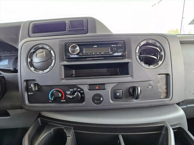 2022 Ford E-450 Cutaway 2850LE Ford
