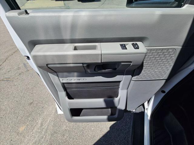 2022 Ford E-450 Cutaway 2850LE Ford