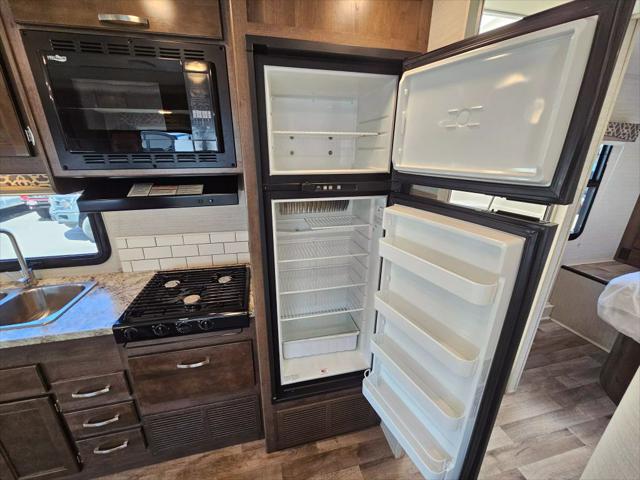 2019 Ford E-450 Cutaway 29XK
