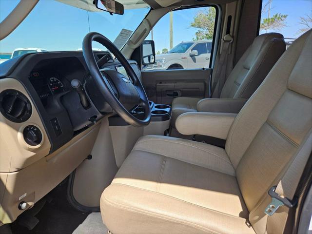 2019 Ford E-450 Cutaway 29XK